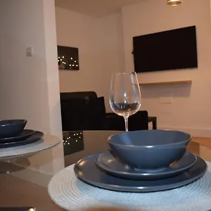 Forest Gate Haven Apartment