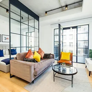 Luxury Apartment-business-relocation-canary Wharf Apartment