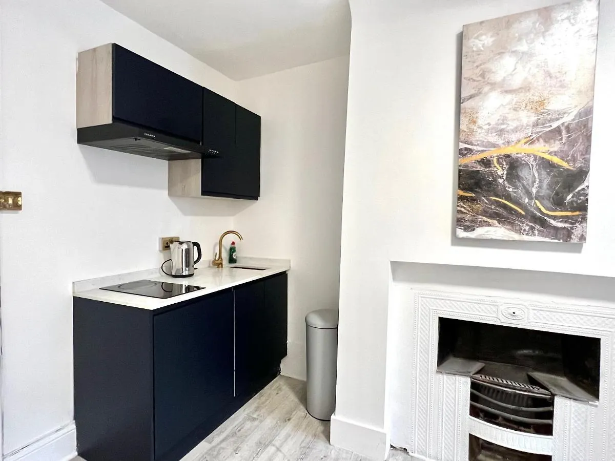 Brick Lane House Apartment London