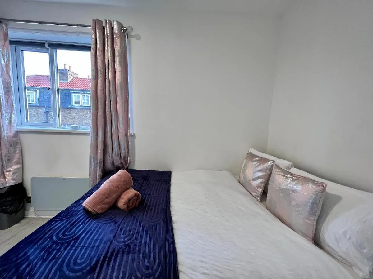 Brick Lane House Apartment London